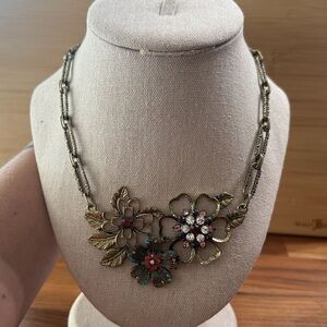 Vintage Inspired Antiqued Gold Tone Large Jewel Embellished Flower Necklace